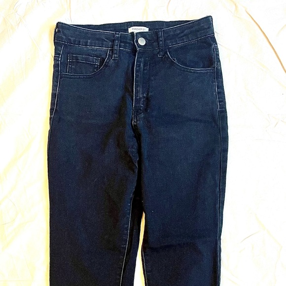 Black skinny straight leg f21 - Picture 3 of 3